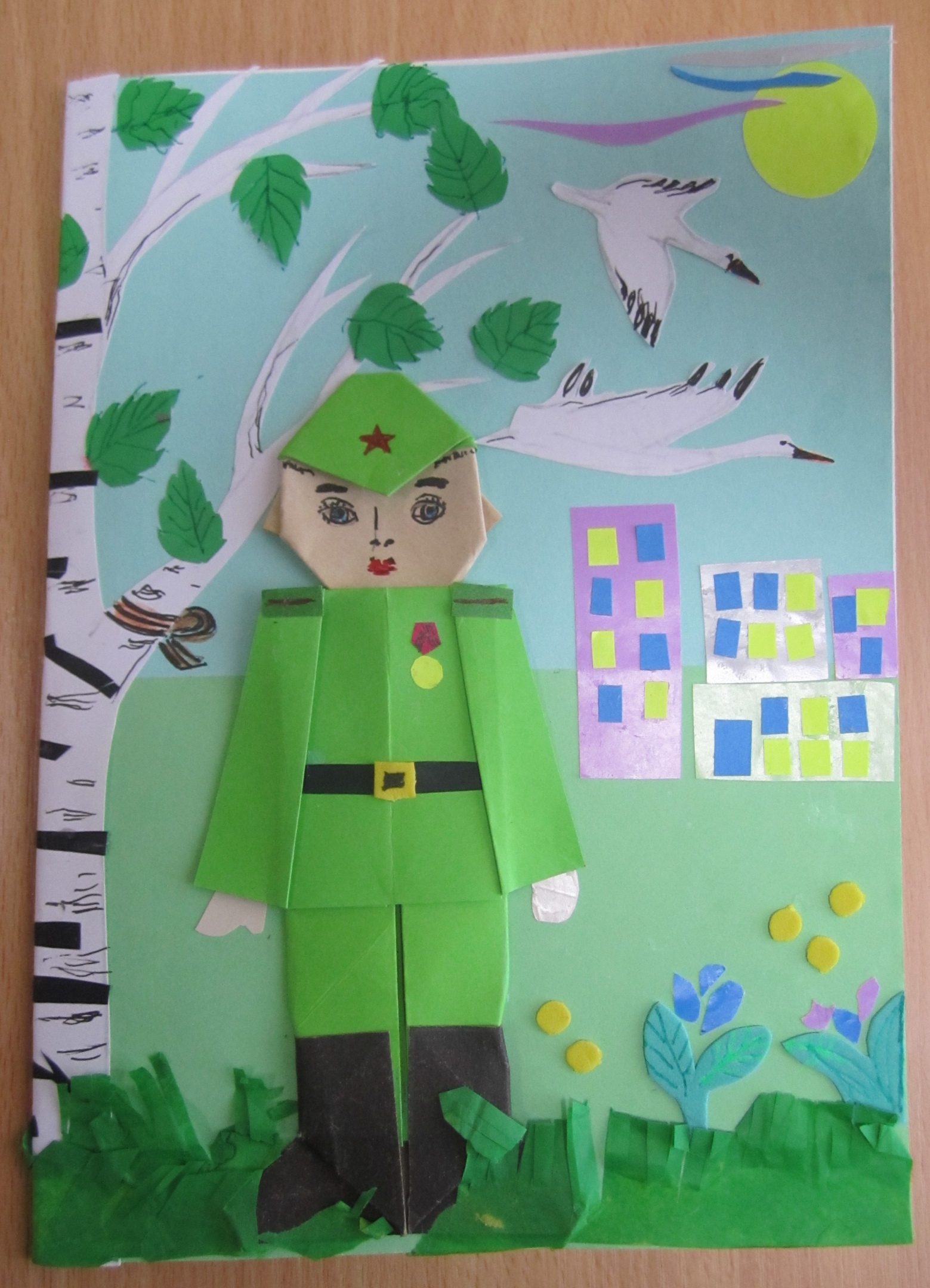 Поздравительные открытки «С Днём Победы!» вручили ветеранам дети-волонтёры